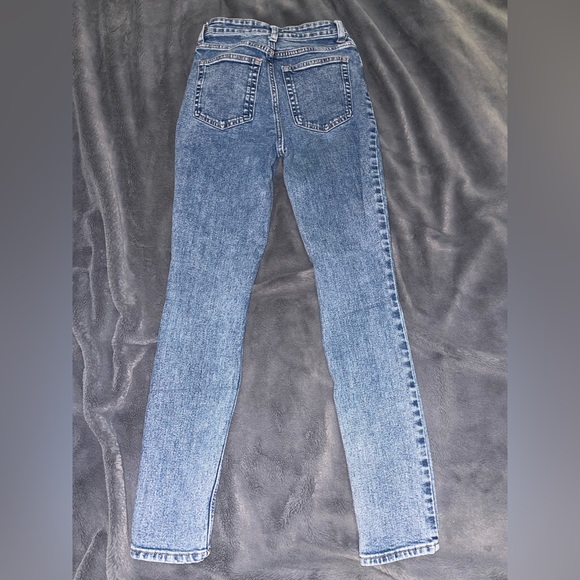 H&M High Rise Skinny Jeans - Picture 3 of 3